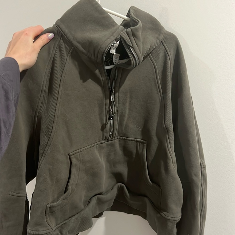 Lulu lemon cropped scuba half zip